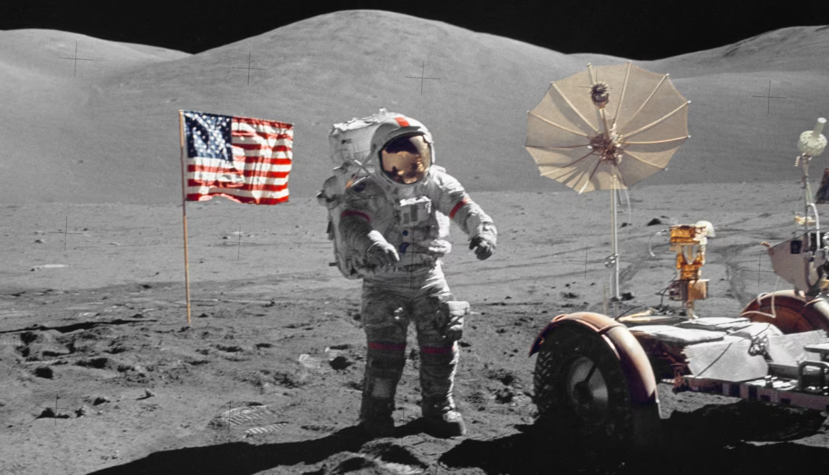Công nghệ vũ trụ phát triển mạnh như vậy nhưng vì sao con người vẫn chưa quay trở lại Mặt Trăng trong hơn 50 năm qua?- Ảnh 1.