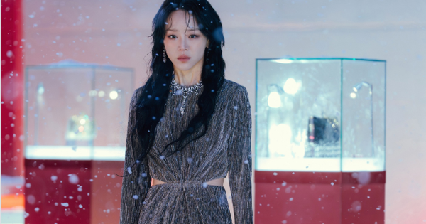 Người Hàn vung tiền mua đồ hiệu có "khét" như trong Nghệ thuật lừa dối của Sarah? screenshot 2026 02 24 103312 17719041322571413270197 1771905194500 17719051948252105041021 0 0 386 617 crop 17719052158631021548909png