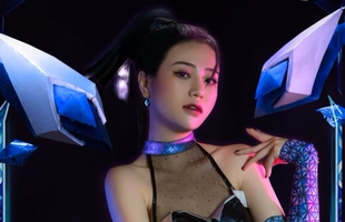 Chạm mặt Ái Nữ Hư Không Kai'Sa phiên bản Mai Linh Zuto, fan nam "gục ngã" screenshot 2026 03 01 234520 000417 1772422237425 1772422238308851207358 22 0 412 624 crop 1772422276968832828021jpg