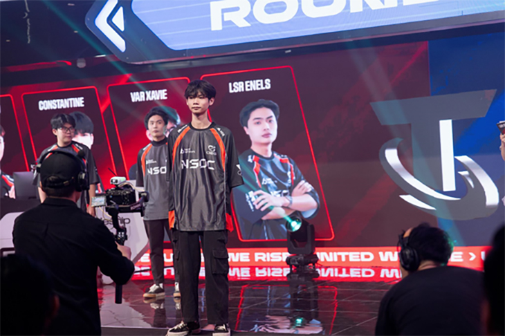 sg-171225-esports-c490c3a0m20vc483n20sc6a1n20vc3a020720tuye1bb83n20the1bba720xue1baa5t20se1baafc20nhe1baa5t20c491e1baa1i20die1bb87n20hai20mie1bb81n20nam20-20be1baafc20gc3b3p20me1bab7t20te1baa1i20chung Từ “thi vui cho biết” đến chức Vô địch Đấu Trường Chân Lý tại NSOC 2025 sg 171225 esports c490c3a0m20vc483n20sc6a1n20vc3a020720tuye1bb83n20the1bba720xue1baa5t20se1baafc20nhe1baa5t20c491e1baa1i20die1bb87n20hai20mie1bb81n20nam20 20be1baafc20gc3b3p20me1bab7t20te1baa1i20chung