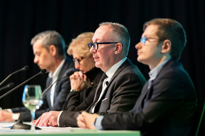 Quán bar ở Thụy Sĩ bị cháy gây chết người không được kiểm tra suốt hơn 5 năm- Ảnh 2.