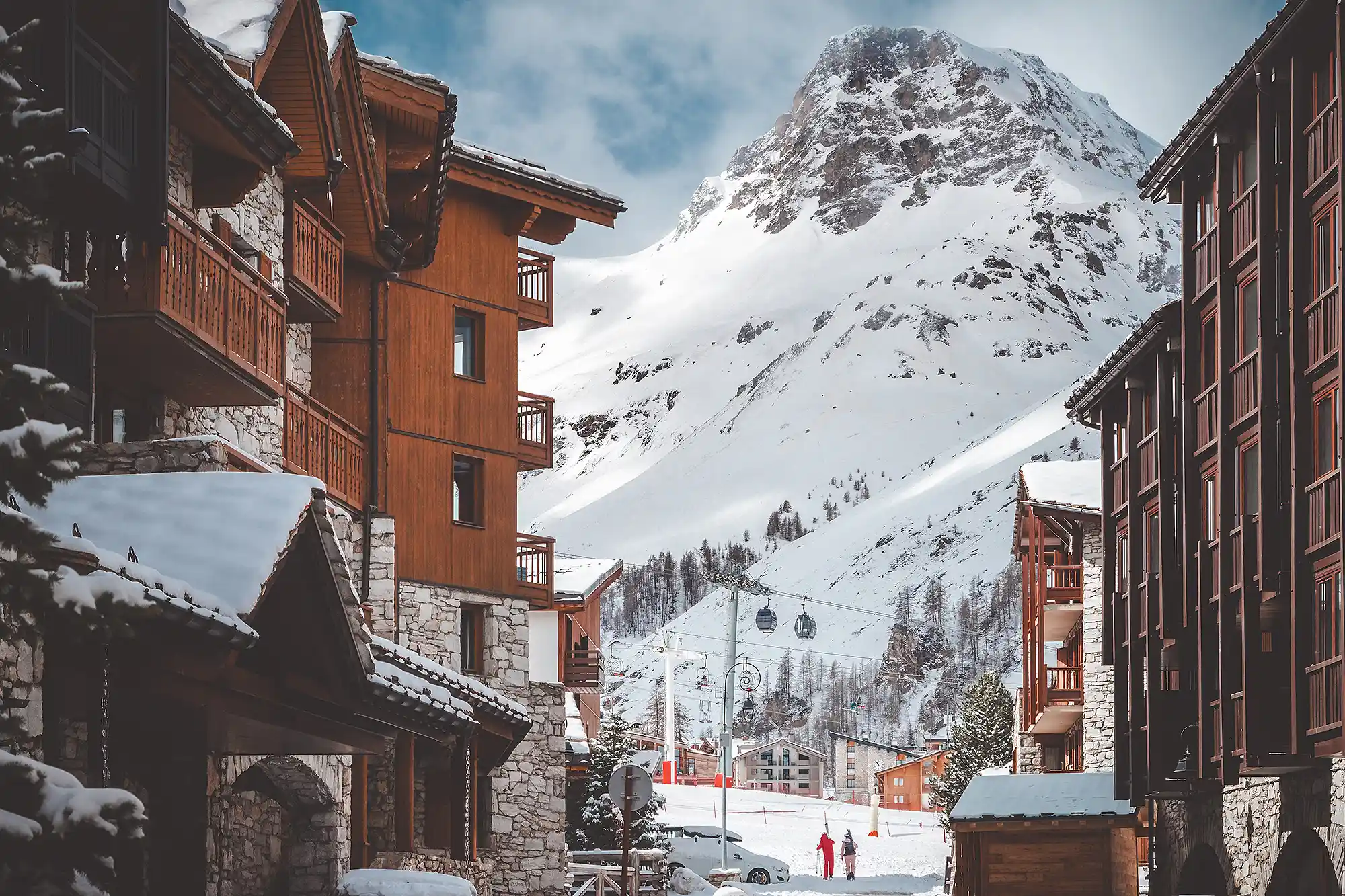 Lở tuyết kinh hoàng tại Alps (Pháp), 3 người bị cuốn trôi tử vong trong vòng 20 giây- Ảnh 1.