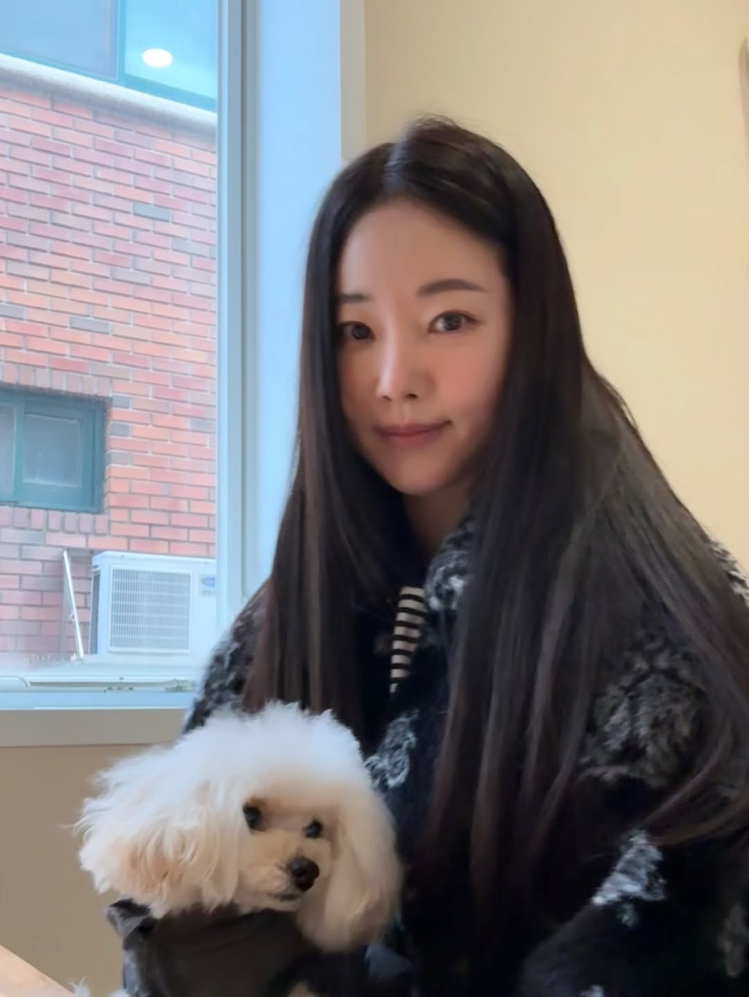 U50 mà trẻ như gái đôi mươi thì đây chắc chắn là ngoại lệ của tạo hóa- Ảnh 1.