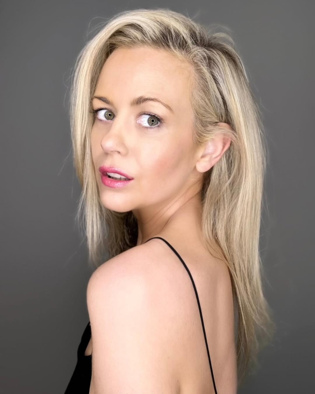 Nữ diễn viên nổi tiếng qua đời đột ngột ở tuổi 45 vì bệnh mãn tính, sau 2 tuần gia đình mới báo tin- Ảnh 2.