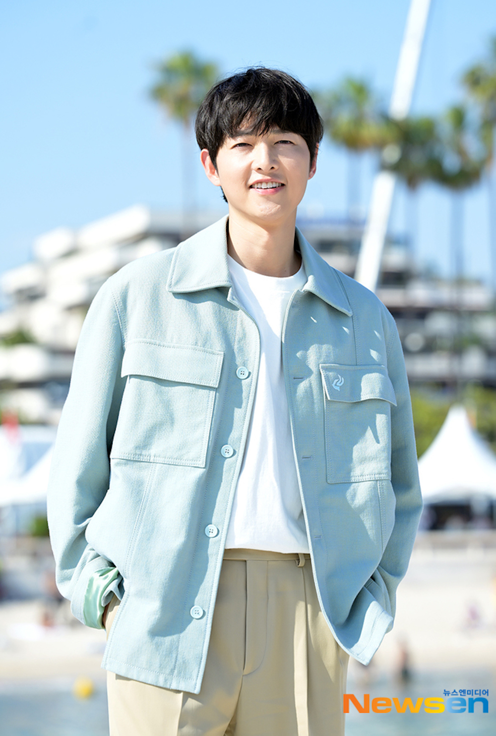 Không thể chấp nhận đây là Song Joong Ki- Ảnh 6.