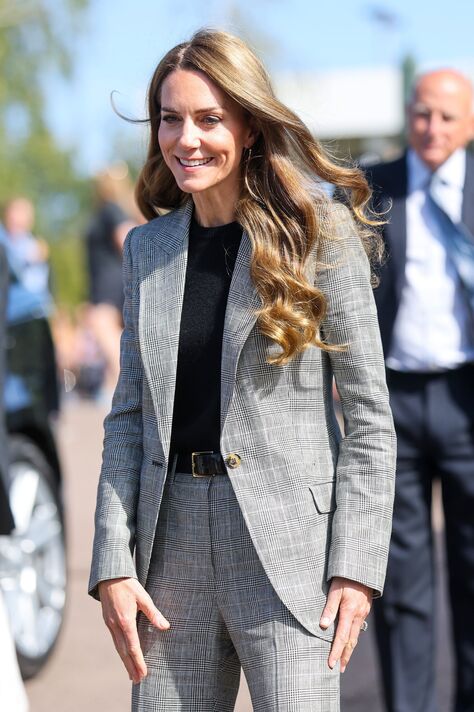 Vợ chồng Thân vương William bị so sánh với cặp đôi quyền lực nhất giải trí David - Victoria Beckham gây tranh cãi- Ảnh 2.