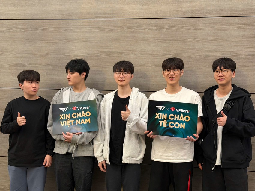 Faker và T1 khuấy động ngày hội của VPBank - Lễ hội eSports lớn chưa từng có tại Việt Nam t1 2012 1 1