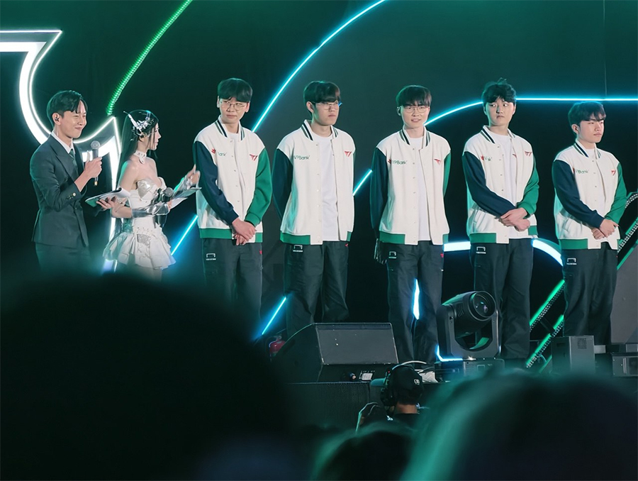 LCK Roadshow 2026 đến Việt Nam? Cơ hội lịch sử cho cộng đồng LMHT t1 lck roadshow