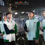 Hình ảnh T1 khiến fan Việt không thể nào quên, gần gũi ấm áp đến lạ t1 vietnam 7 1766387008143774848469 1766401303380 17664013037131441048874 0 0 1250 2000 crop 17664019338762145218818png