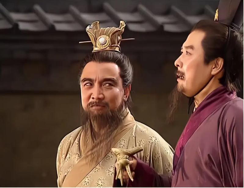 Tào Tháo giết Lữ Bố tưởng trừ đại họa, không ngờ Quách Gia thở dài: Người đáng sợ là kẻ đứng bên cạnh- Ảnh 4.