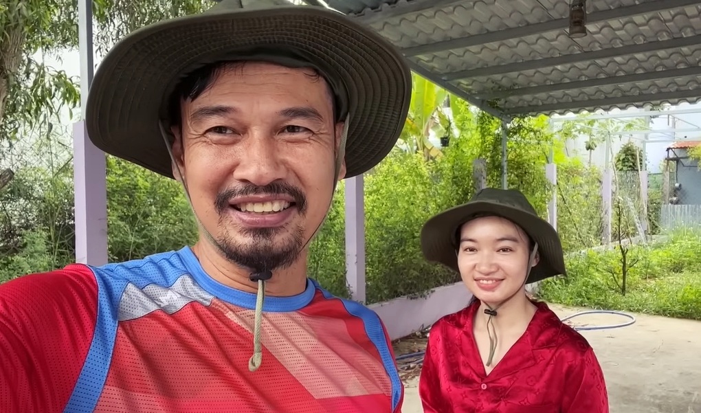Nam nghệ sĩ cưới vợ kém 26 tuổi, đóng một phim mua được miếng đất, nhiều nhà ở TP.HCM vẫn thích về quê làm nông- Ảnh 6.
