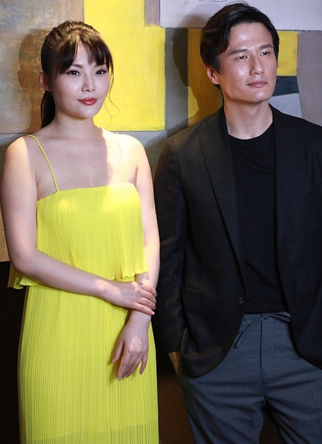 Cặp đôi diễn viên hủy bỏ đám cưới diễn ra hôm nay vì đàng trai ép bạn gái học tiếng Anh trước khi ngủ- Ảnh 3.