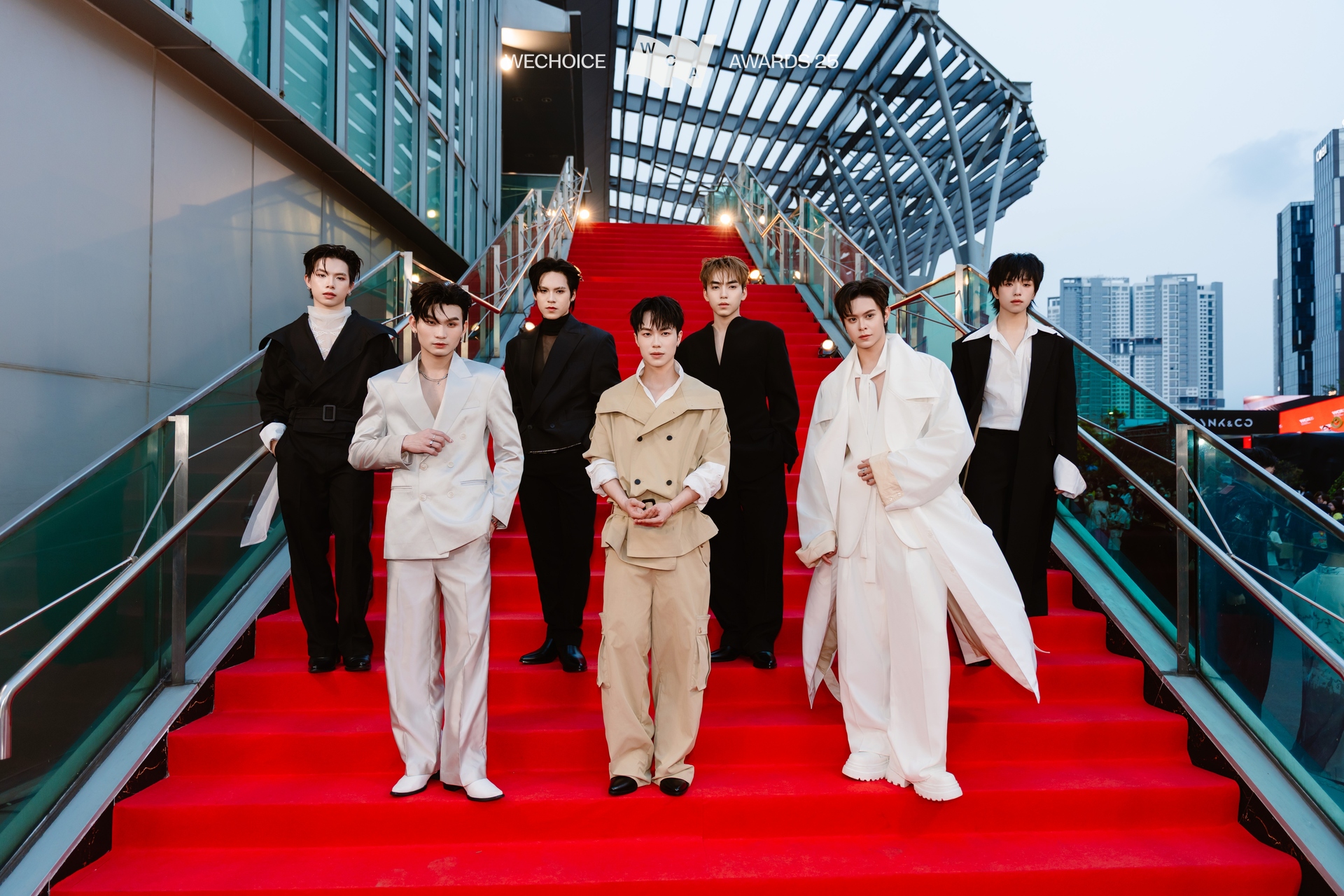 "Vũ trụ" nam thần tại WeChoice 2025: Khung hình dàn Tân binh gây sốt, người được đề cử đẹp nhất thế giới đỉnh cỡ nào? th024360001 1770467748643958935253 1770473206737 1770473207038730912344 1770477053672 17704770539061908250972