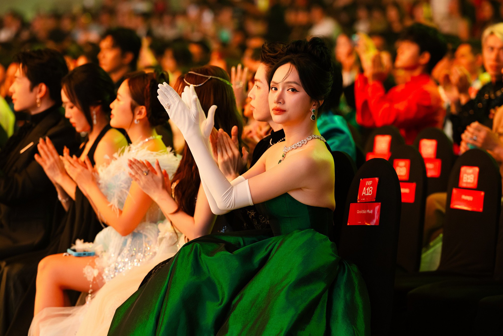 10 điểm cho Lan Khuê - Hương Giang!- Ảnh 8.