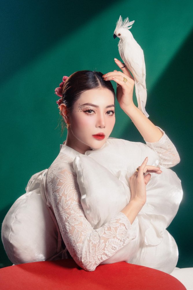 Không thể tin cặp sao Việt này có thể yêu nhau: Nhà gái là Á hậu đẹp nức tiếng, kém nhà trai tận 28 tuổi- Ảnh 4.