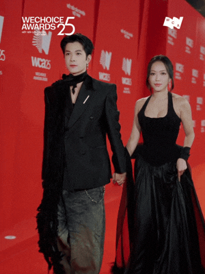 Anh Tú và Diệu Nhi không rời nửa bước tại thảm đỏ WeChoice Awadrs, gấp đôi visual hoá ra là thế này!- Ảnh 2.