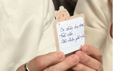 Trấn Thành vướng tranh dữ dội khi viết lời chúc khiến LyLy suýt khóc, Quốc Anh sượng trân- Ảnh 4.