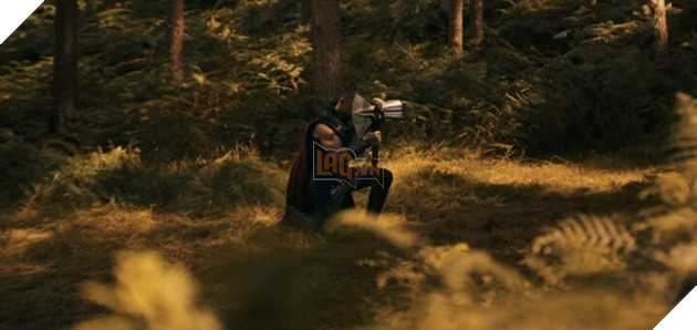 Hình ảnh diễn viên Chris Hemsworth trong vai Thor.