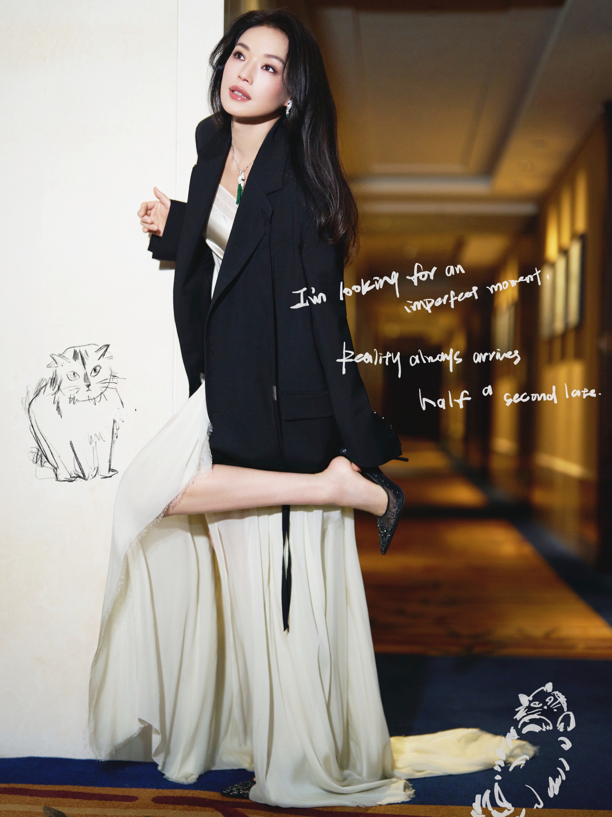 Chưa thấy ai U50 vẫn trẻ dã man thế này: 30 năm không già đi, kim cương dù bao nhiêu tuổi vẫn là kim cương- Ảnh 3. Chưa thấy ai U50 vẫn trẻ dã man thế này: 30 năm không già đi, kim cương dù bao nhiêu tuổi vẫn là kim cương- Ảnh 3.