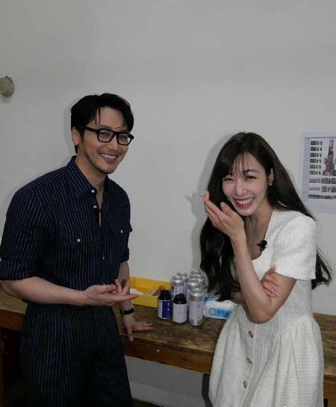 Tiffany (SNSD) nhận hậu quả không ngờ sau khi hôn ngấu nghiến chồng- Ảnh 3.