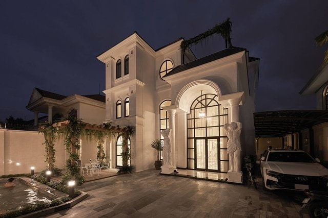 Loá mắt khung cảnh bên trong biệt thự đắt đỏ, 3,6 tỷ chỉ xây được cái cổng của Lệ Quyên- Ảnh 4.