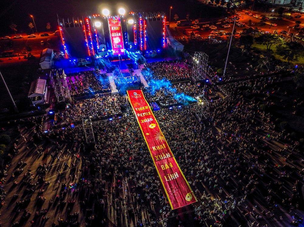 toa-do-countdown-hot-nhat-tphcm-san-loc-cung-dan-sao-v-biz-dinh-dam-xem-phao-hoa-cung-man-tung-lien-giai-tri-3-1766991837-195-width1000height749 Đó sẽ là những trải nghiệm độc nhất mà chỉ những ai trực tiếp có mặt tại Tiger Remix TP.HCM sắp tới mới có thể cảm nhận trọn vẹn cảm giác choáng ngợp và vỡ òa.