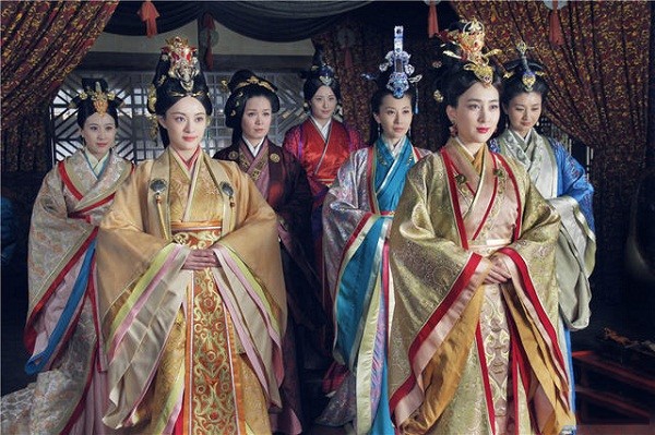 top-5-bo-phim-hoa-ngu-an-khach-duoc-asia-network-phat-hanh-anh-1-1767928377-886-width600height399 Top 5 bộ phim hoa ngữ ăn khách được Asia Network phát hành - 1