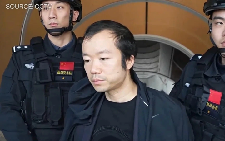 Campuchia truy quét, làn sóng người bỏ trốn khỏi 'thành phố lừa đảo'- Ảnh 1.