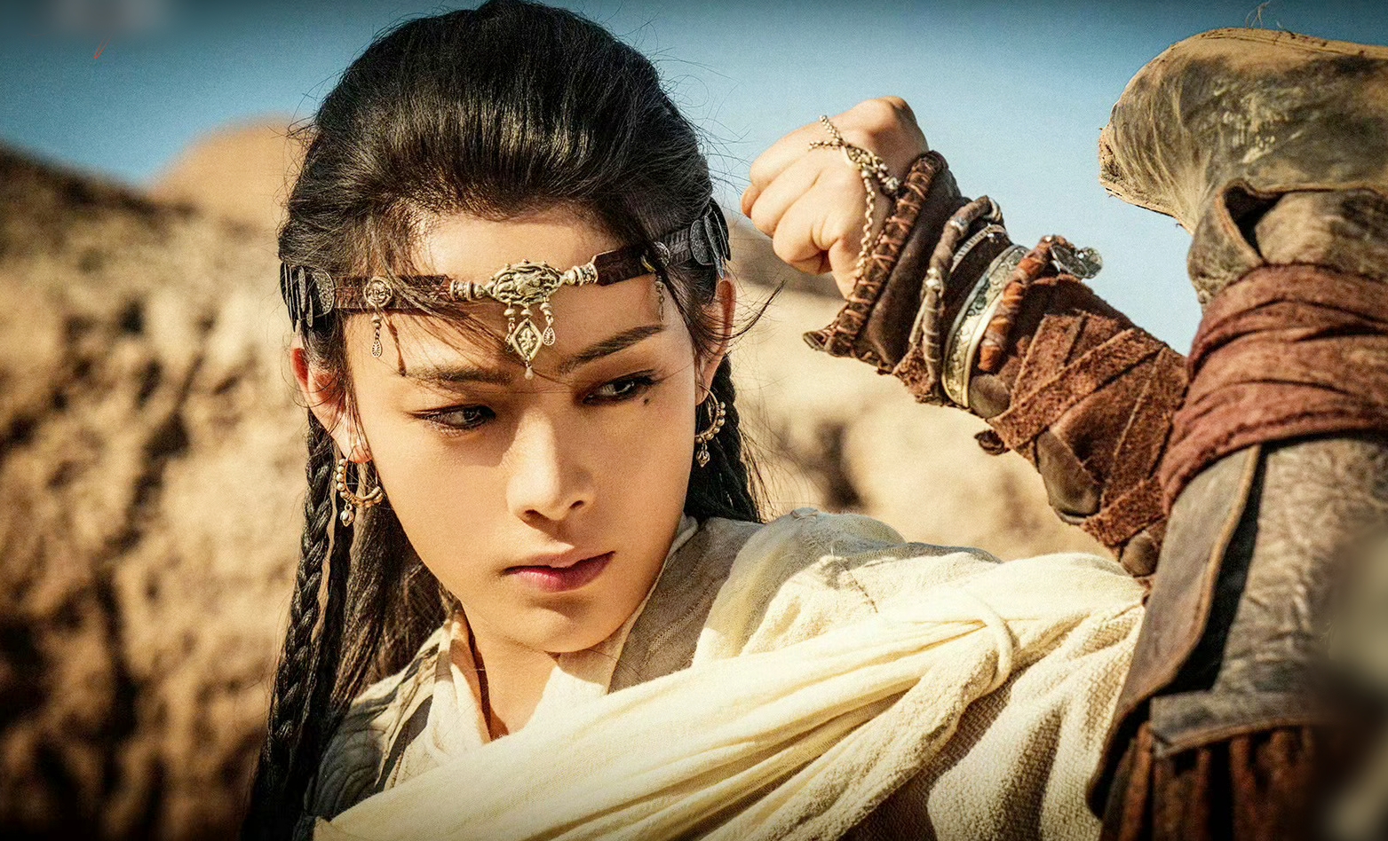 Đây chính là mỹ nhân đẹp nhất phim Tết 2026: Visual tuyệt tác trời ban, diễn hay đến nỗi vực dậy cả phòng vé- Ảnh 1.