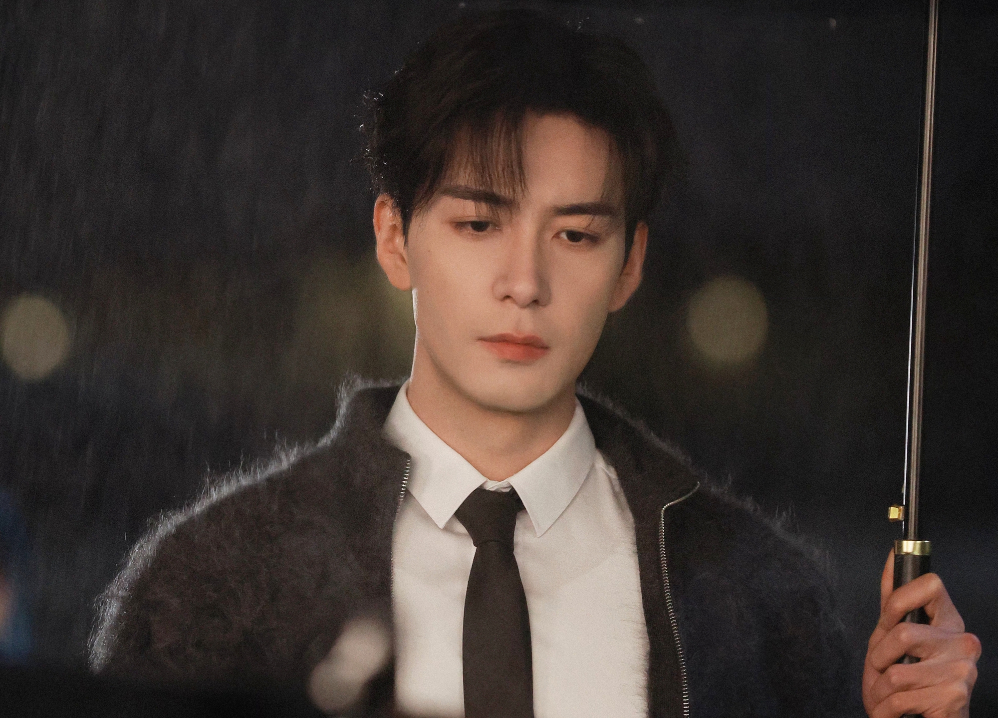 Trung Quốc hiện tại tìm đâu ra tổng tài đẹp hơn thế này: Người đâu mà sang dữ dội, đến ngón tay cũng là tuyệt tác- Ảnh 7.