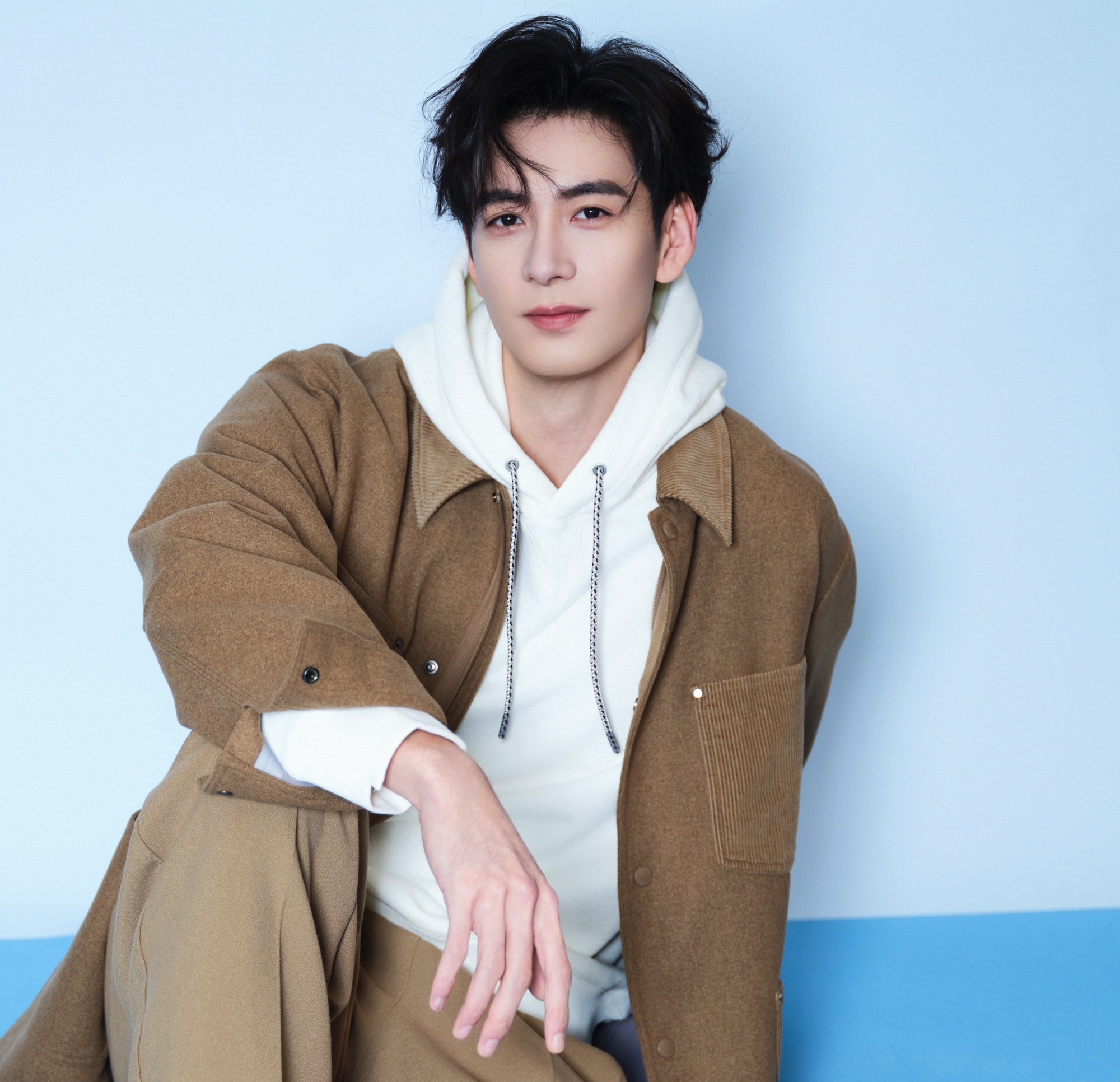 Trung Quốc hiện tại tìm đâu ra tổng tài đẹp hơn thế này: Người đâu mà sang dữ dội, đến ngón tay cũng là tuyệt tác- Ảnh 10.