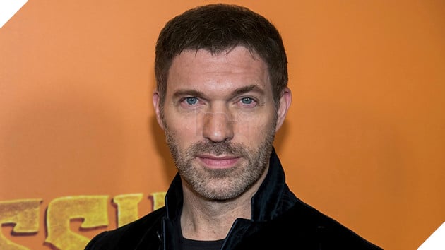 Hình ảnh về đạo diễn Travis Knight.