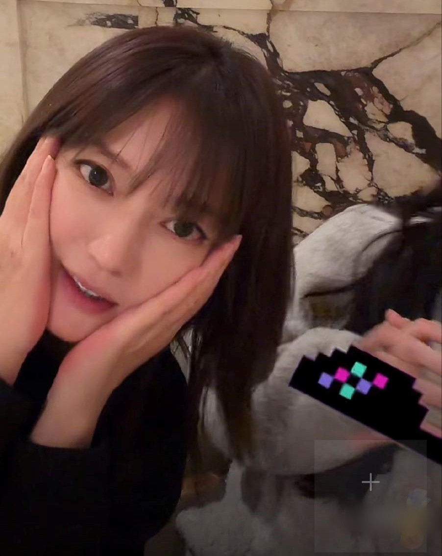 Triệu Vy hết bị cấm sóng- Ảnh 1.