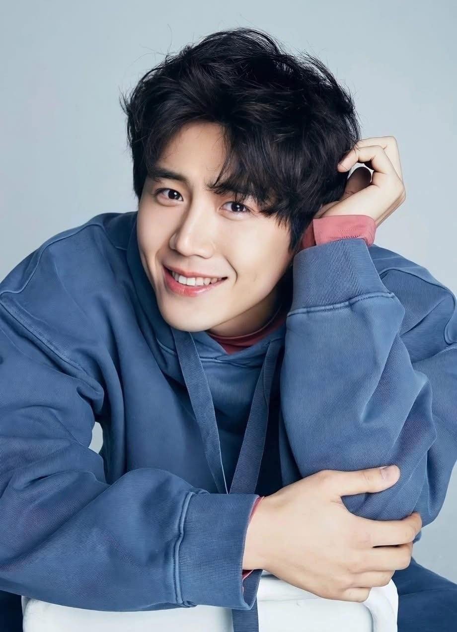 tron-thue-1-1770259608-138-width920height1273-1 Mỹ nam Hàn Quốc thừa nhận trốn thuế - 3