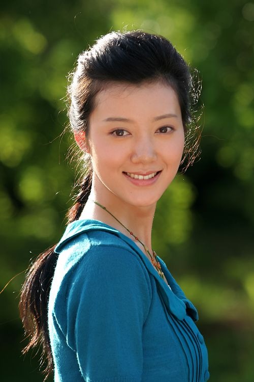 Nữ diễn viên lấy chồng Chủ tịch: Đám cưới 500 mâm, 100 chiếc Rolls-Royce rước dâu và cú sốc sau 15 tháng chung nhà- Ảnh 2.