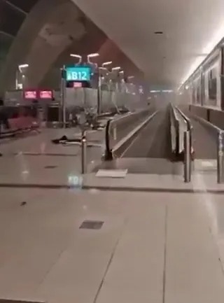 Tên lửa Iran dội xuống