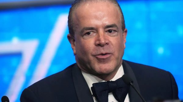 Ông chủ Hoa hậu Hoàn vũ bỏ trốn untitled 1 1766134664586 17661346675781295075396