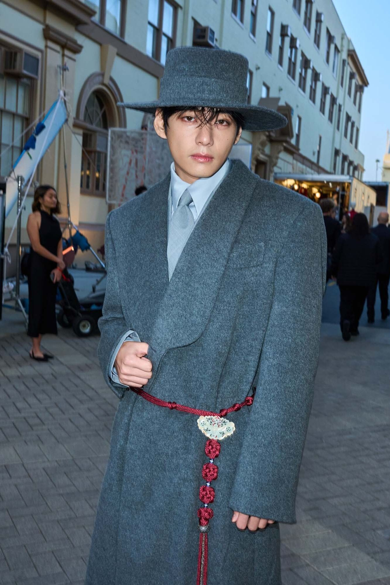 Kiếp nạn chơi Tết không chừa một ai, nam ca sĩ hot có cả triệu fan cũng không thoát!- Ảnh 6.