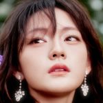 Clip sốc: Nàng thơ 2003 bị người đàn ông lạ mặt quấy rối, dồn vào góc tường trong rạp chiếu phim van ky7 114110 1768020428034 1768020431809372066845 95 0 1100 1919 crop 1768020567034854447594jpg