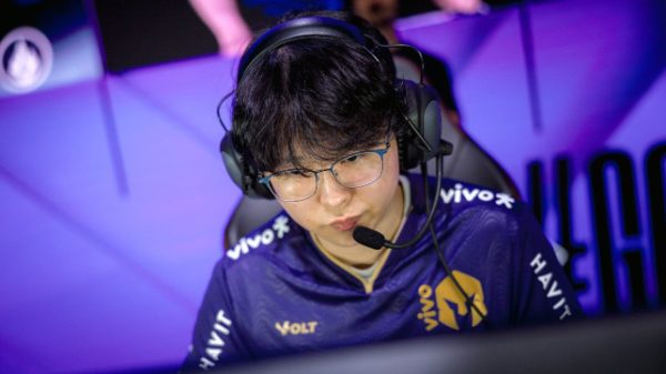 LMHT: Có phát biểu “phân biệt”, VKS MireU bị phạt tiền siêu khủng từ tổ chức và cả Riot vks mireujpg