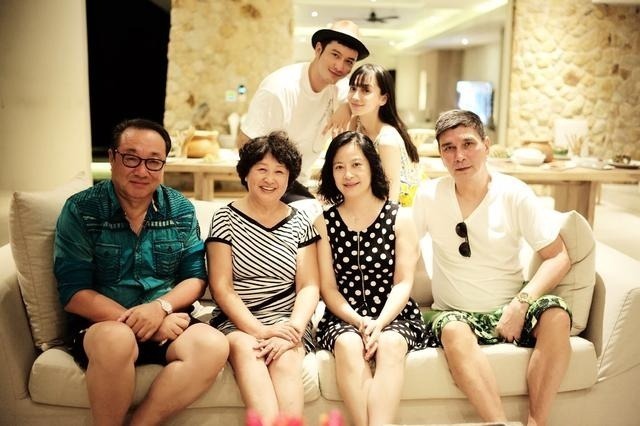 Phơi bày hợp đồng ly hôn