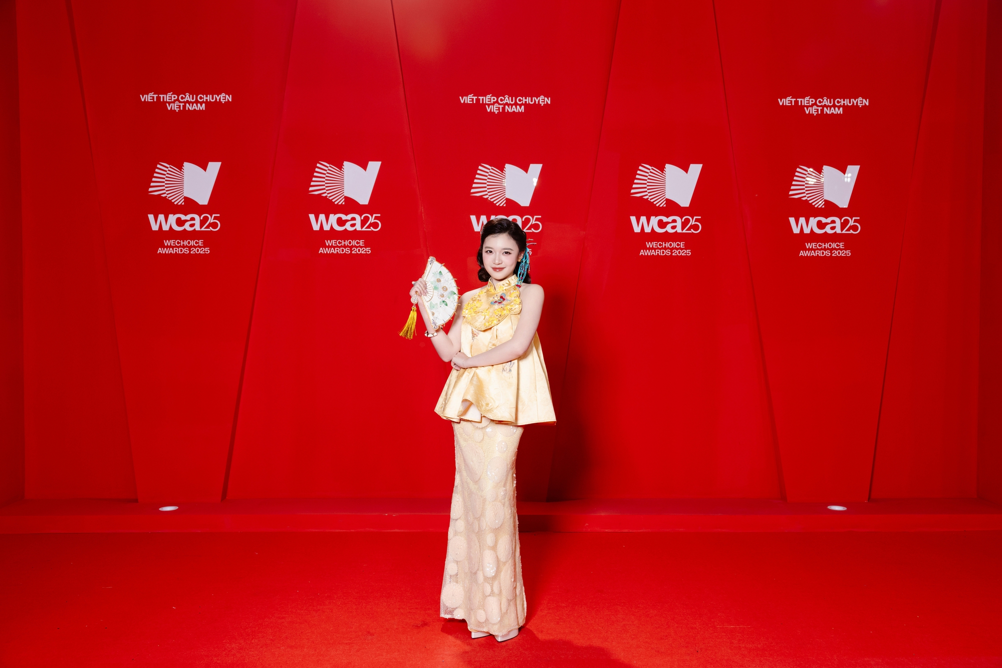 MC Phương Thảo, Minh Nghi và Mai Dora khoe sắc trên thảm đỏ WeChoice Awards 2025- Ảnh 4.