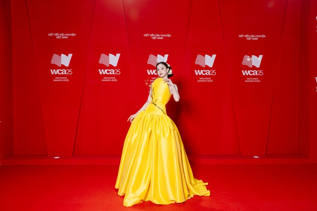 Toàn cảnh siêu thảm đỏ WeChoice Awards: Anh Tú - Diệu Nhi tình tứ, Trường Giang, Hoà Minzy dàn sao cực khủng quy tụ!- Ảnh 14.