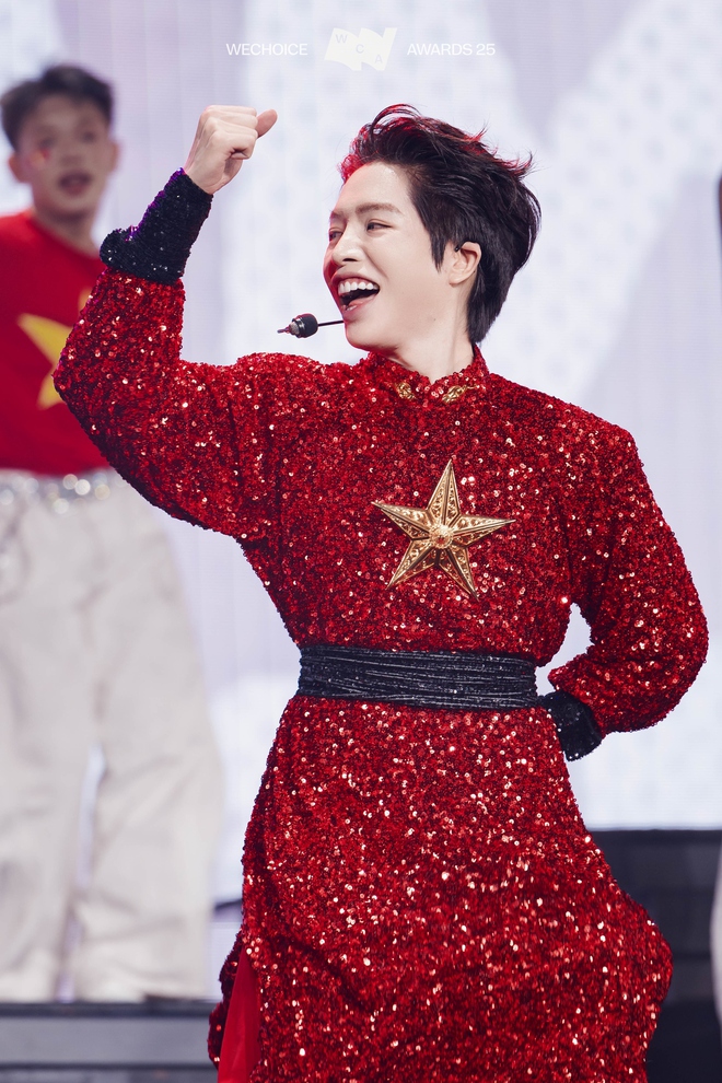 MXH ngập chia sẻ dàn sao Việt sau gala WeChoice Awards: Cảm xúc, ý nghĩa, vỡ oà và hơn thế nữa!- Ảnh 5.