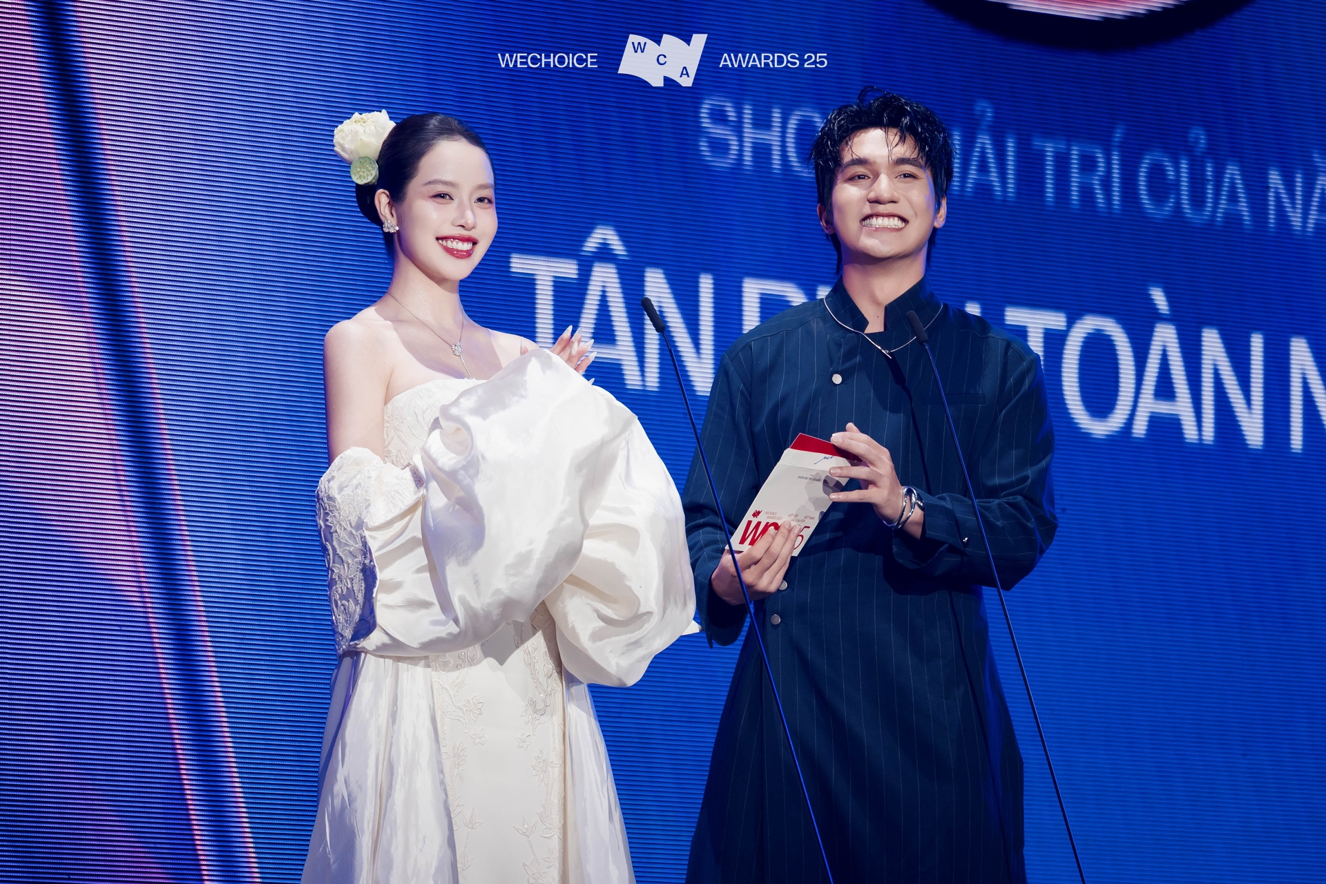 Có mỹ nhân ở WeChoice Awards đẹp đến mức chấp mọi khung hình, visual càng zoom cận càng vô lý- Ảnh 8.