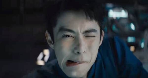 Phim Tết chưa chiếu đã bị chê "kiểu gì cũng flop", cặp chính đã diễn dở lại còn lố lăng vuong hac de11 133817 1769497058277 1769497058557707773749 48 160 865 1720 crop 1769497174925183574837jpg