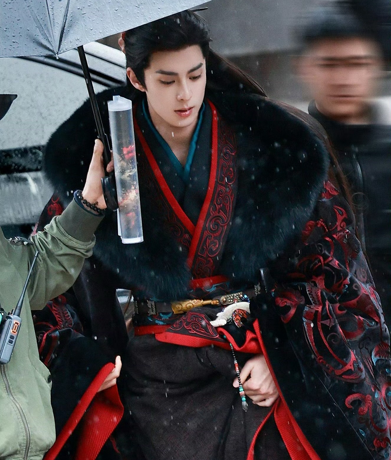 Vương gia đẹp vô địch Trung Quốc hiện tại: Nhan sắc nghiêng trời lệch đất, cao sang quyền quý ngút ngàn- Ảnh 5.