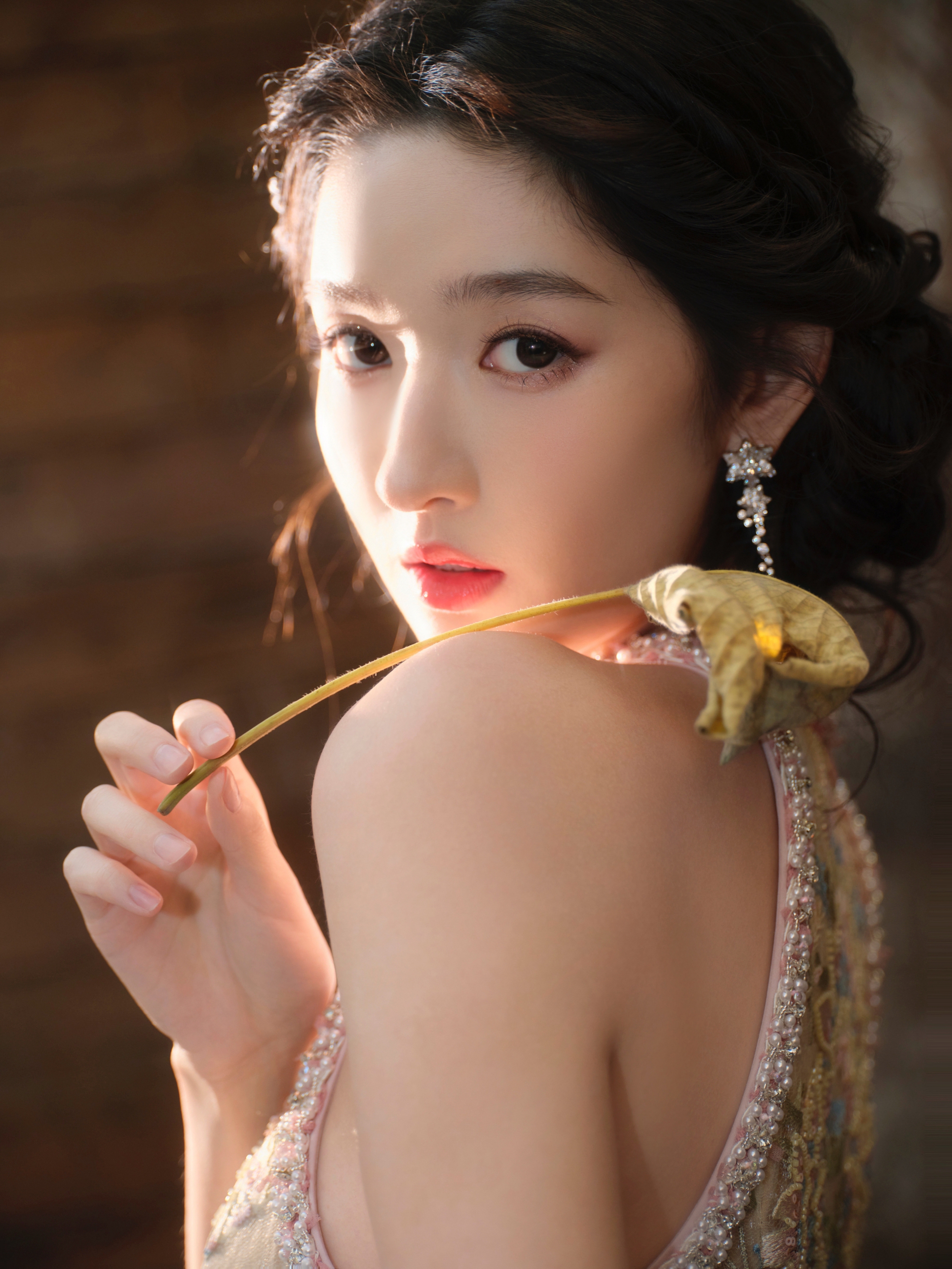 Đây là người thật hay là búp bê: Visual đạt đến giới hạn của cái đẹp, không thể hơn được nữa- Ảnh 7.