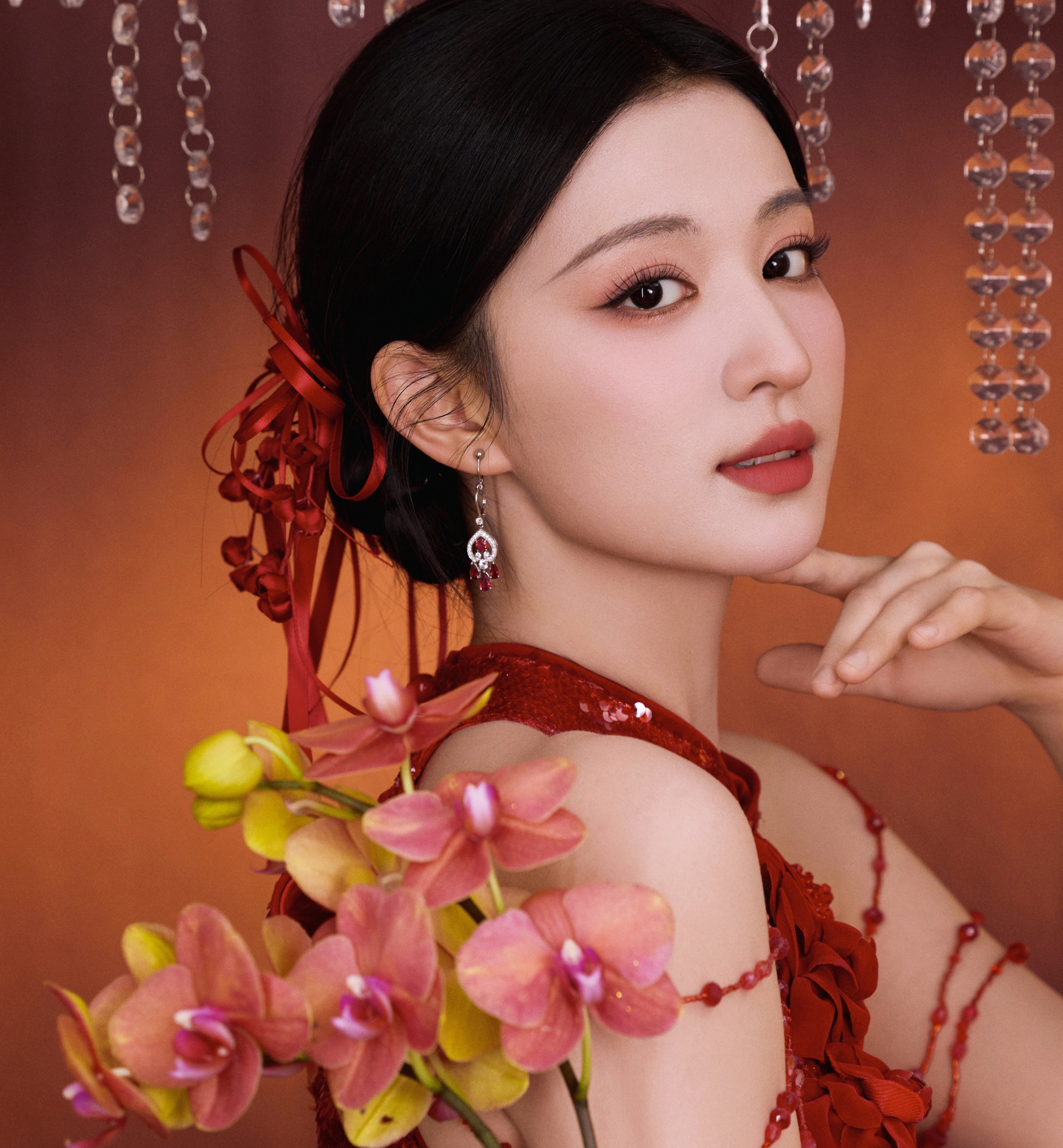 Mỹ nhân đẹp nhất đêm hội giao thừa 2026: Nhan sắc như bức tranh giang sơn gấm vóc, bảo sao ai gặp cũng yêu- Ảnh 8.