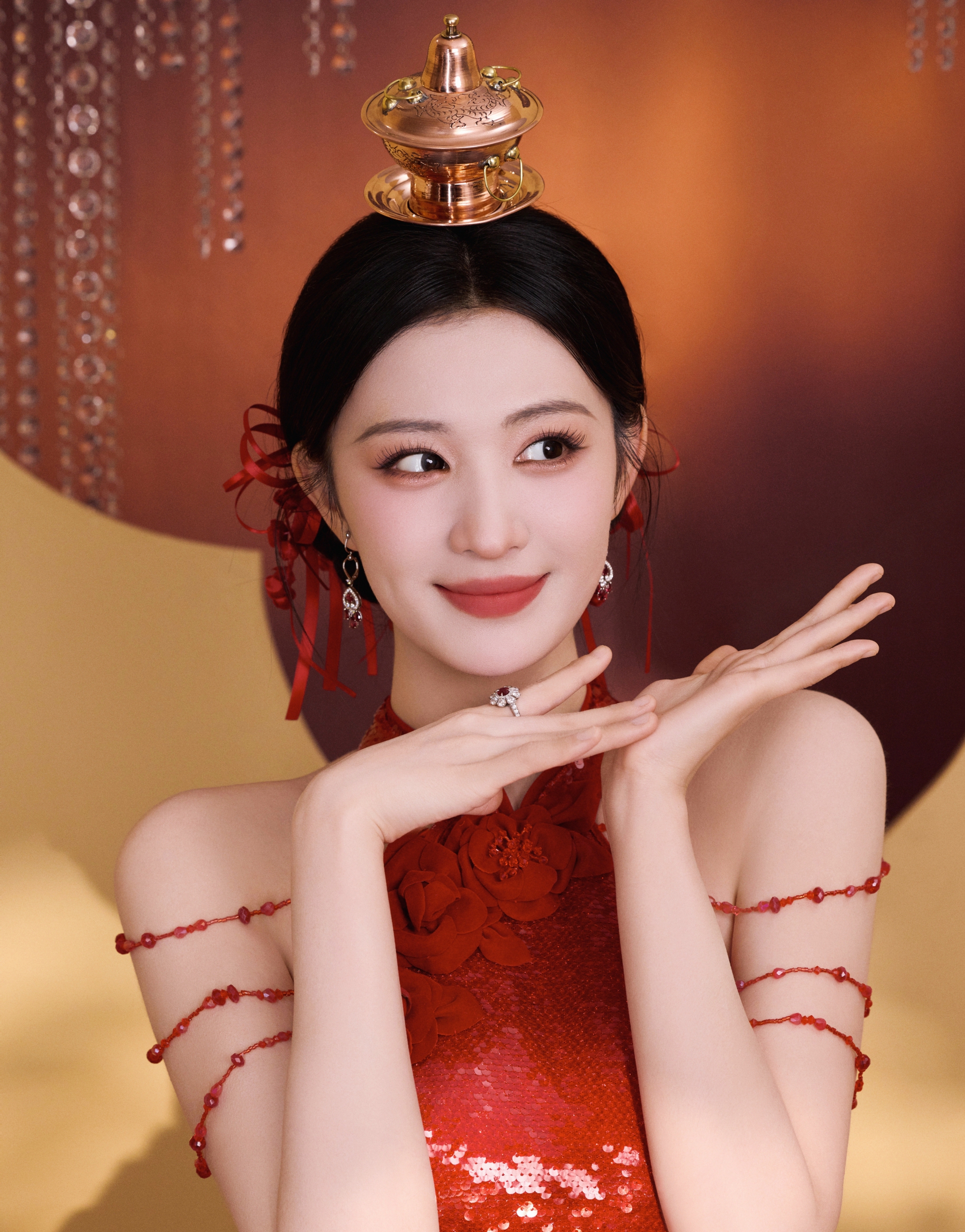 Mỹ nhân đẹp nhất đêm hội giao thừa 2026: Nhan sắc như bức tranh giang sơn gấm vóc, bảo sao ai gặp cũng yêu- Ảnh 7.